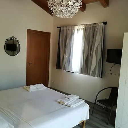 I Gelsi E I Castagni Agroturismo *